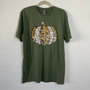 Leopard Print Pumpkin T Shirt Army Green Size Medium Unisex